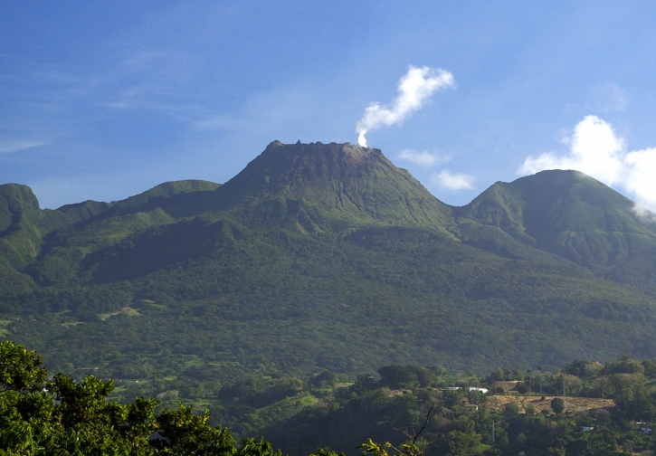 Observatoire Volcanologique et Sismologique de Guadeloupe − IPGP (projet 23)